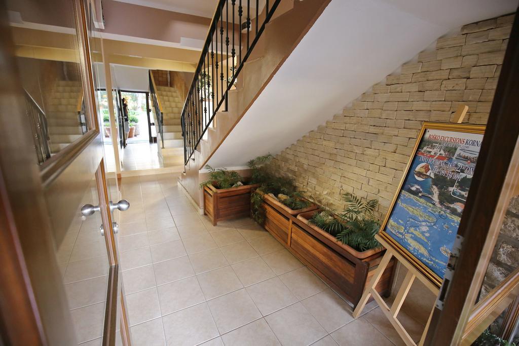 Villa Maimare บีโอกราดนาโมรู ภายนอก รูปภาพ